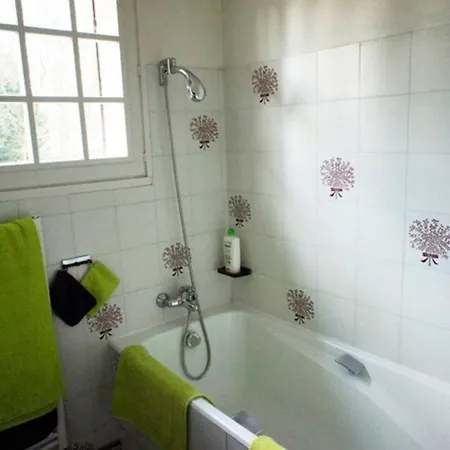 Villa De 5 Avec Piscine Interieure Sauna Et Terrasse A Renneville