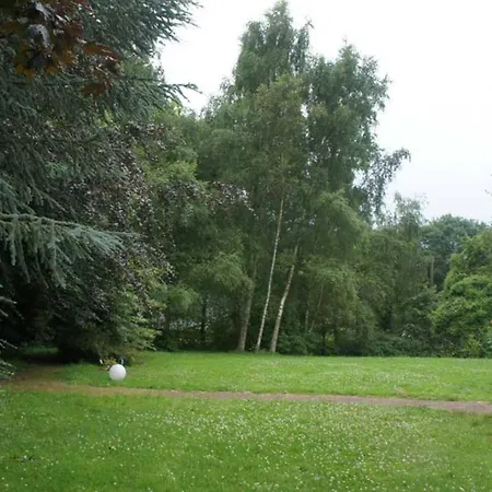 Villa De 5 Avec Piscine Interieure Sauna Et Terrasse A Renneville *