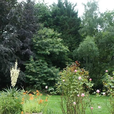 De 5 Avec Piscine Interieure Sauna Et Terrasse A Renneville Villa Renneville (Eure)